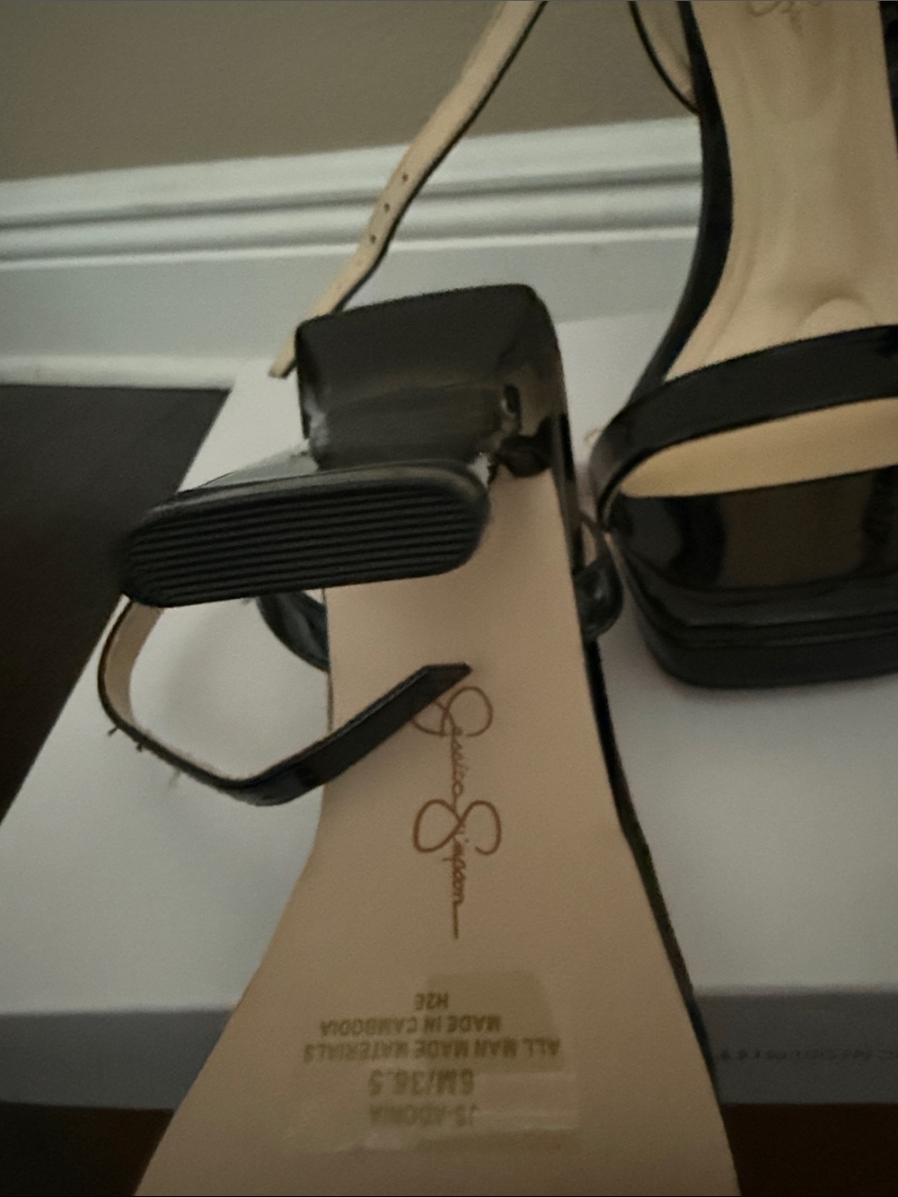 Jessica Simpson Black Patent Platform Slingback Sandals - Picture 13 of 13